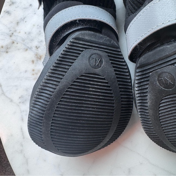 Youly All-Weather Dog Boots - XL, Like New - Picture 4 of 8